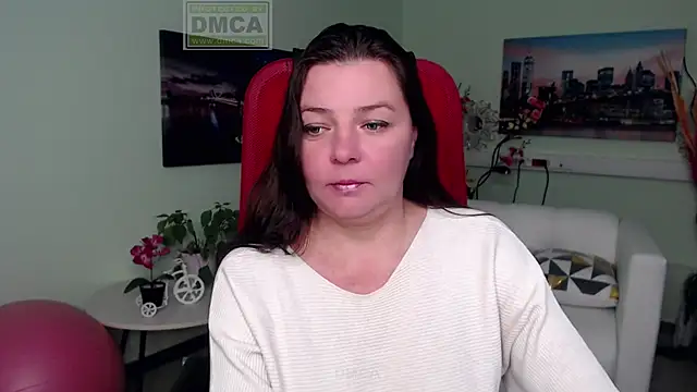 Lily flower7 online show from November 26, 2025, 10:04 am