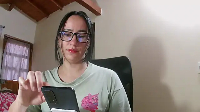 brittanycheeks online show from March 1, 2026, 10:54 pm