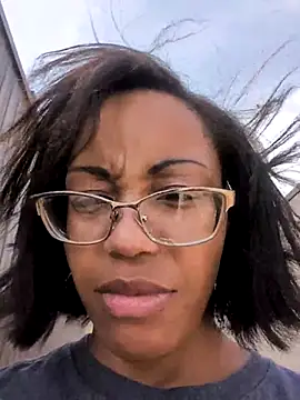 samone9 online show from April 2, 2026, 4:57 pm