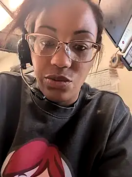 samone9 online show from March 28, 2026, 1:01 pm