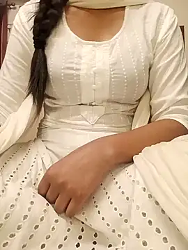 Snapshot of Ruchi-34 chatting on December 2, 2024, 8:50 pm Ruchi-34 online show from December 2, 2024, 8:50 pm