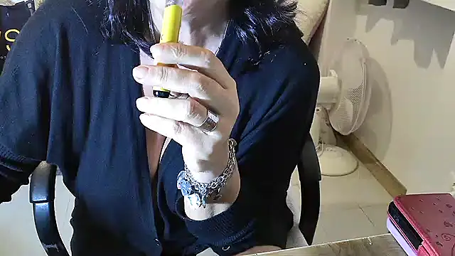 Snapshot of 45marina45 chatting on March 18, 2025, 12:50 pm 45marina45 online show from March 18, 2025, 12:50 pm