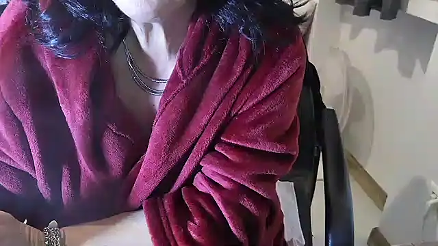 Snapshot of 45marina45 chatting on March 17, 2025, 12:25 pm 45marina45 online show from March 17, 2025, 12:25 pm