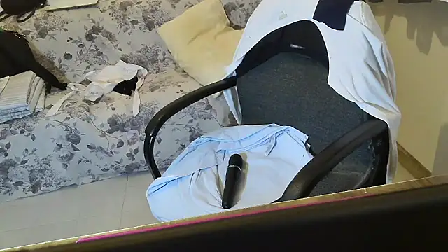 Snapshot of 45marina45 chatting on October 31, 2025, 9:11 pm 45marina45 online show from October 31, 2025, 9:11 pm