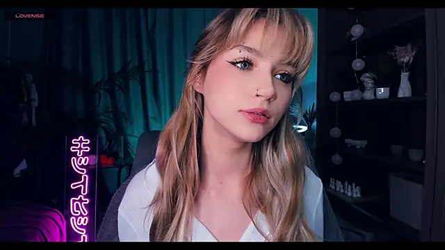 Snapshot of MelissaTetris chatting on October 26, 2025, 8:26 am MelissaTetris online show from October 26, 2025, 8:26 am