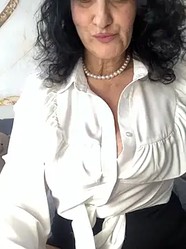 Katie-n online show from February 4, 2026, 7:25 am