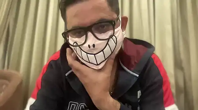 slavekinky001 online show from January 5, 2025, 7:28 pm