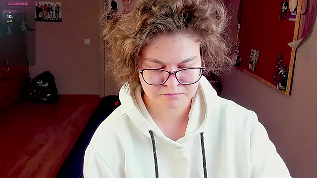 Sashy Way online show from January 3, 2025, 3:16 am