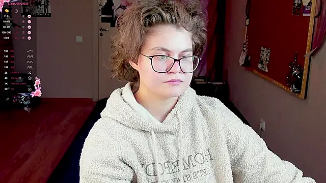 Sashy Way online show from December 15, 2024, 8:25 pm