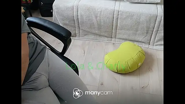 Snapshot of lolacharly@xh chatting on November 11, 2025, 12:11 pm lolacharlyxh online show from November 11, 2025, 12:11 pm