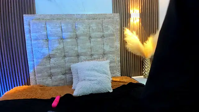 ada mclaine online show from November 3, 2025, 3:48 pm