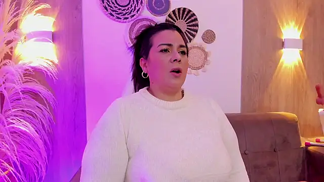 martina foxy  online show from November 29, 2025, 12:16 pm