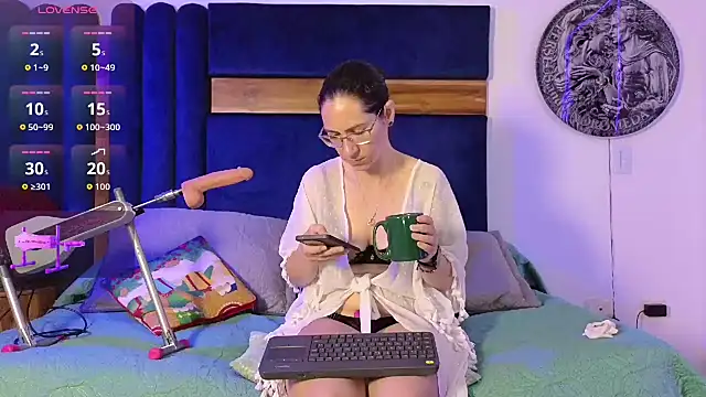 Andromeda-jade online show from March 2, 2026, 3:51 am