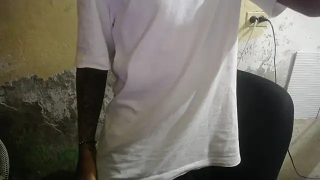 Sxntisaul   online show from December 16, 2025, 12:20 pm