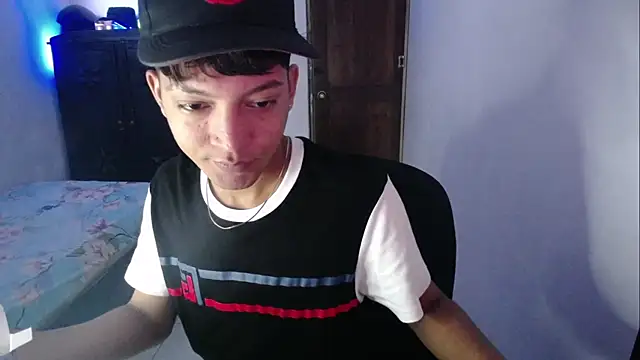 Sxntisaul   online show from February 9, 2025, 2:18 pm