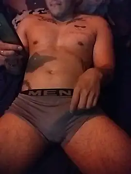 Snapshot of Woofer_dick chatting on December 23, 2025, 5:29 am Woofer dick online show from December 23, 2025, 5:29 am