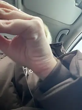 MerlinDave online show from February 18, 2026, 4:21 am