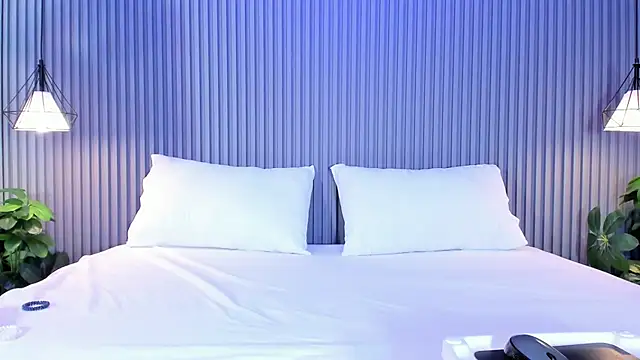 Snapshot of MaluDiaz chatting on December 15, 2025, 5:08 pm MaluDiaz online show from December 15, 2025, 5:08 pm