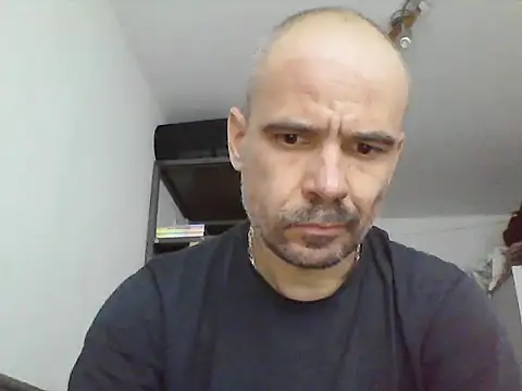 Snapshot of Franc113 chatting on October 3, 2025, 12:50 pm Franc113 online show from October 3, 2025, 12:50 pm