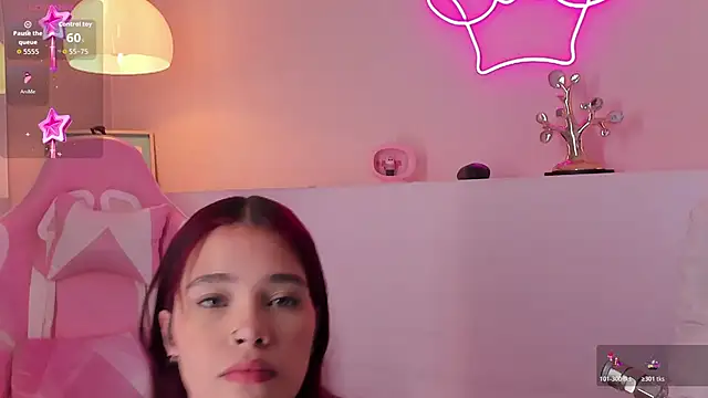 violeth hill online show from October 22, 2025, 7:02 pm