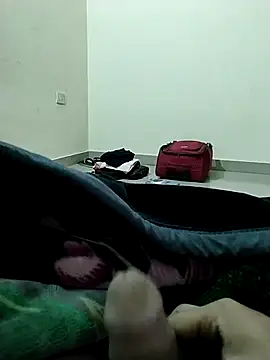 sri995955 online show from February 13, 2025, 12:32 pm