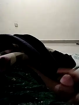 sri995955 online show from February 1, 2025, 5:16 pm