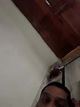 sri995955 online show from November 5, 2025, 10:29 am