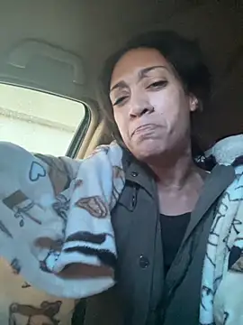 starrynikki online show from November 18, 2025, 3:15 pm