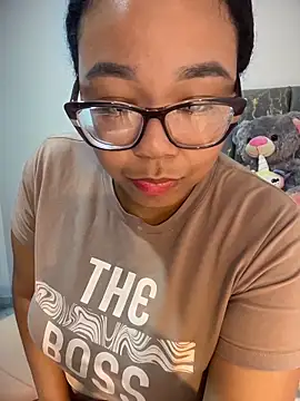 XMara online show from March 10, 2026, 2:43 pm