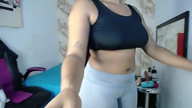 issa  love online show from December 5, 2025, 12:37 pm