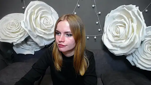 MargaritaKiss online show from December 5, 2025, 7:45 pm