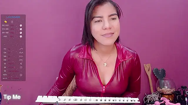 Karly Grey s online show from February 12, 2025, 2:10 pm