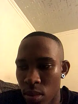 Snapshot of MixedItem chatting on October 26, 2025, 3:12 pm MixedItem online show from October 26, 2025, 3:12 pm