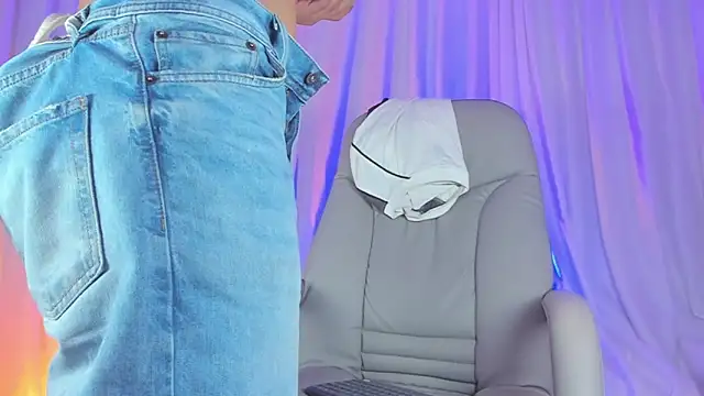 Snapshot of matt_benji chatting on March 11, 2025, 1:37 am matt benji online show from March 11, 2025, 1:37 am