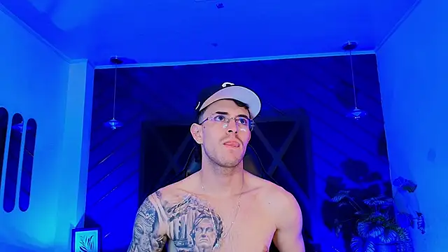 CodyWalkerR online show from April 21, 2026, 5:14 am