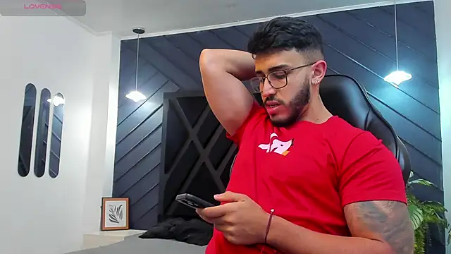 Snapshot of Liam_Kleiin chatting on November 5, 2025, 11:13 am Liam Kleiin online show from November 5, 2025, 11:13 am