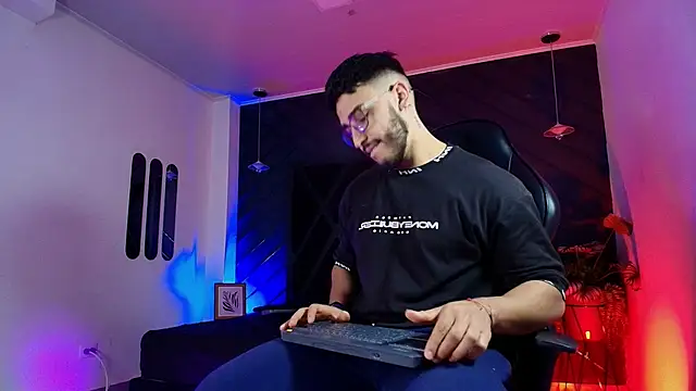 Liam Kleiin online show from April 18, 2026, 11:23 am