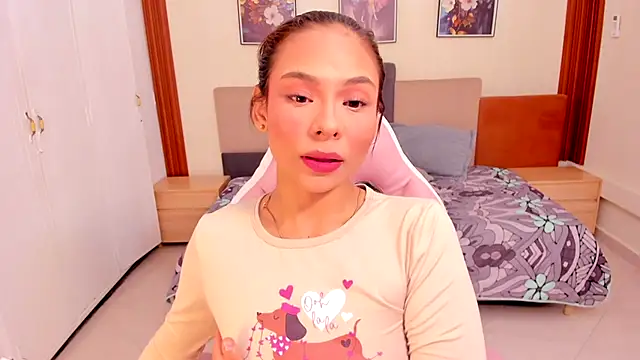 amira cute2 online show from September 21, 2025, 8:30 am