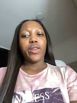 kellya  online show from February 14, 2026, 11:16 pm