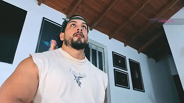 SilvaBranko online show from March 18, 2026, 1:20 am