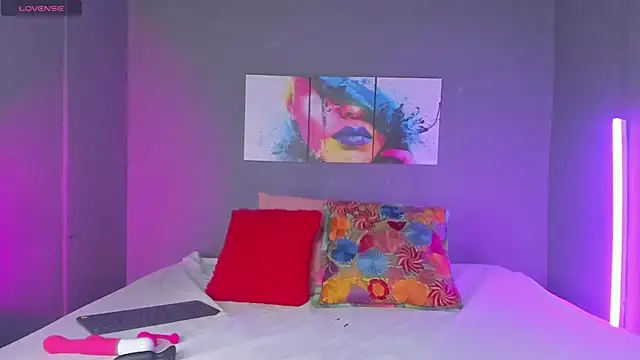 Snapshot of MadissonShakur chatting on February 11, 2026, 5:13 pm MadissonShakur online show from February 11, 2026, 5:13 pm