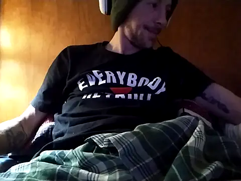 elmerfuddin87 online show from February 5, 2026, 2:29 am