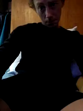 Snapshot of elmerfuddin87 chatting on September 30, 2025, 4:51 am elmerfuddin87 online show from September 30, 2025, 4:51 am