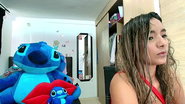 megan collins96 online show from April 19, 2026, 9:28 pm