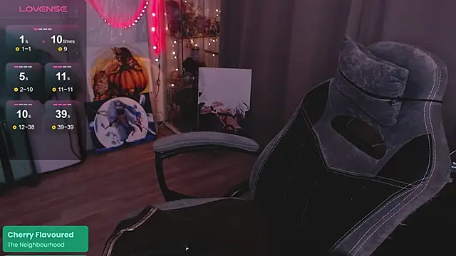 lissamuff online show from November 26, 2025, 4:18 pm