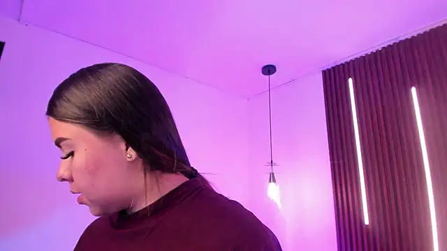 ArianaBaker online show from April 10, 2026, 12:56 pm