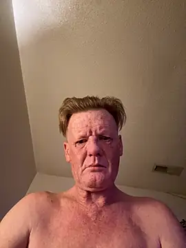 Snapshot of Flickmeatwood chatting on March 16, 2026, 11:03 am Flickmeatwood online show from March 16, 2026, 11:03 am