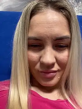 Snapshot of DreamGirl-777 chatting on March 5, 2025, 2:23 pm DreamGirl-777 online show from March 5, 2025, 2:23 pm