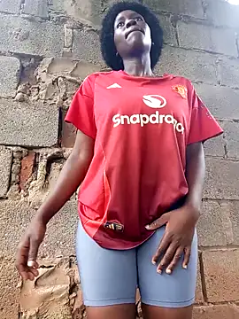 Snapshot of Swirly_blac chatting on November 17, 2025, 6:39 am Swirly blac online show from November 17, 2025, 6:39 am