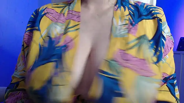 Snapshot of missdaniels chatting on February 5, 2025, 11:50 pm missdaniels online show from February 5, 2025, 11:50 pm